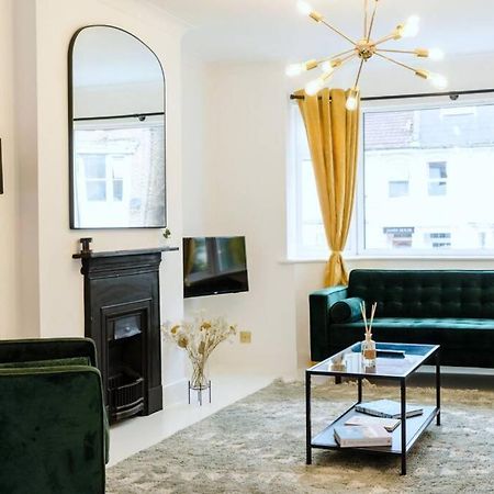 Chic Beach Getaway Margate Buitenkant foto